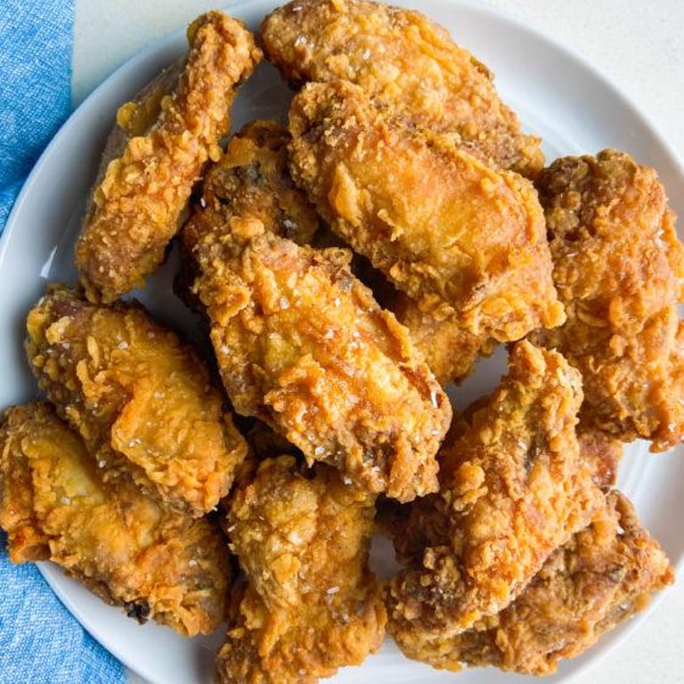 Delicious Chicken Wings: A Crowd Favorite